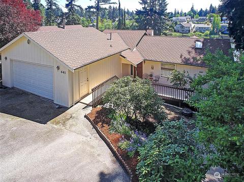 441 Lochwood Dr, Camano Island, WA 98282