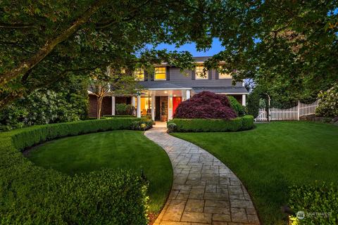 2248 95th Ave NE, Clyde Hill, WA 98004