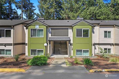 31500 33rd Pl SW #U204, Federal Way, WA 98023