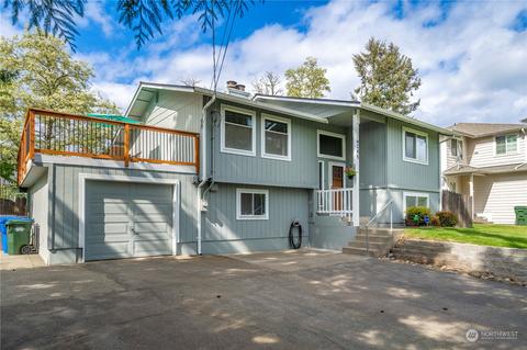 245 163rd St S, Spanaway, WA 98387