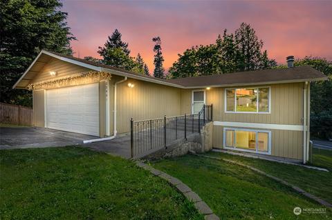 25401 16th Pl, Des Moines, WA 98198