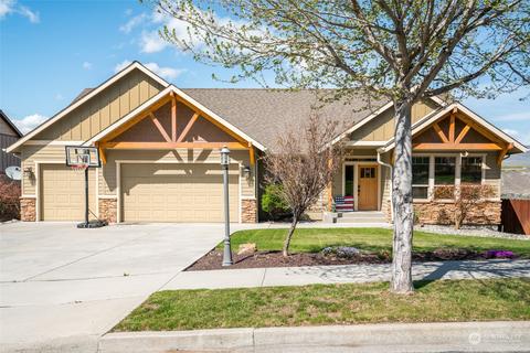 2620 Golf Course Rd, Malaga, WA 98828