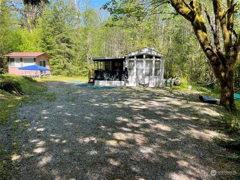 4 Big Tree Dr, Deming, WA 98244
