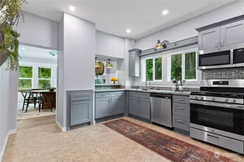 13005 Valley Ave E, Sumner, WA 98390 photo 4