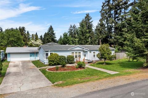 725 190th St E, Spanaway, WA 98387