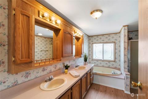 725 190th St E, Spanaway, WA 98387 photo 21