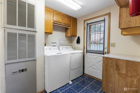 725 190th St E, Spanaway, WA 98387 photo 23