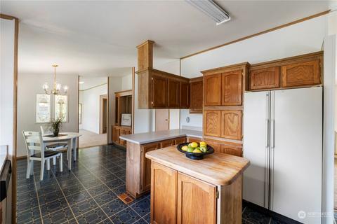 725 190th St E, Spanaway, WA 98387 photo 13