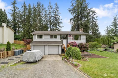 22413 SE 321st St, Kent, WA 98042