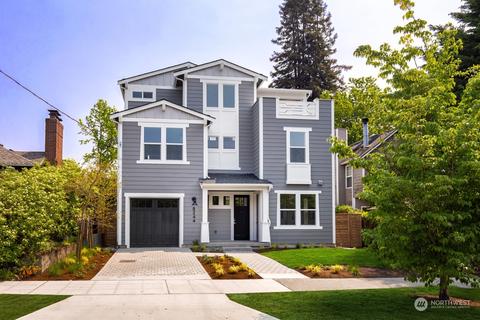 8244 Densmore Ave N, Seattle, WA 98103