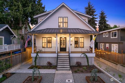 3648 Burke Ave N, Seattle, WA 98103