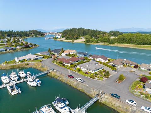 807 Shoshone Dr, La Conner, WA 98257