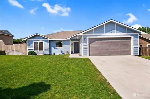 1322 W Bonneville St, Moses Lake, WA 98837