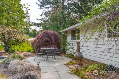 23855 SE 472nd St, Enumclaw, WA 98022 photo 2