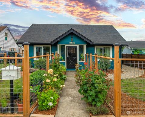 2215 Cherry St, Aberdeen, WA 98520