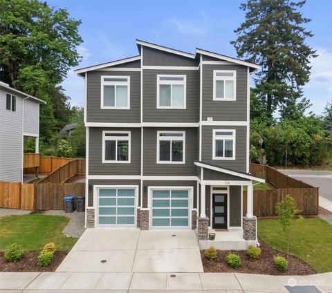 108 Blackfish Ct, Bremerton, WA 98310