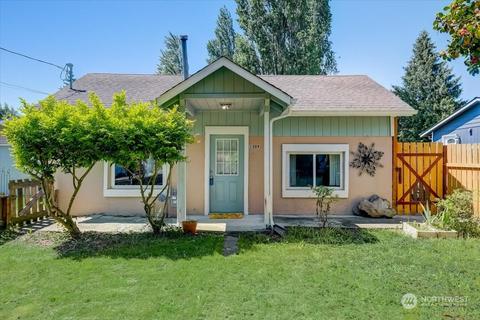 1509 S 7th St, Mount Vernon, WA 98273