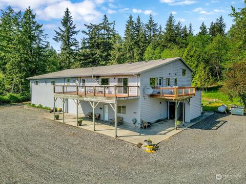 9290 Molers Ln, Blaine, WA 98230