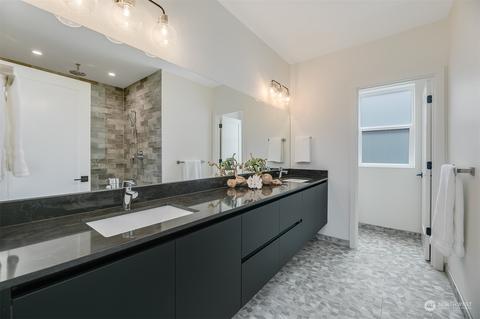 426 24th Ave E, Seattle, WA 98112 photo 19