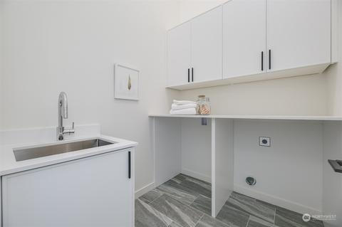 426 24th Ave E, Seattle, WA 98112 photo 29