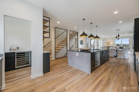 426 24th Ave E, Seattle, WA 98112 photo 9