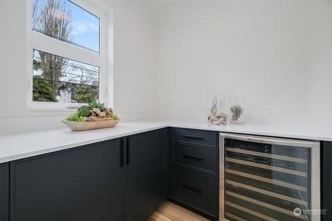 426 24th Ave E, Seattle, WA 98112 photo 10