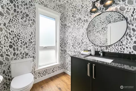 424 24th Ave E, Seattle, WA 98112 photo 14