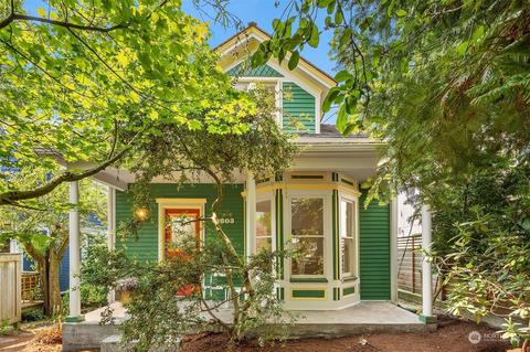 3803 Ashworth Ave N, Seattle, WA 98103