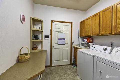 14006 136th Street Ct E, Orting, WA 98360 photo 17