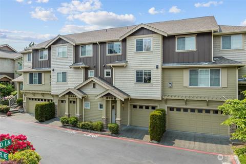 325 Chelan Pl NE #D-3, Renton, WA 98059