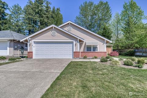 4627 7th St SE, Puyallup, WA 98374