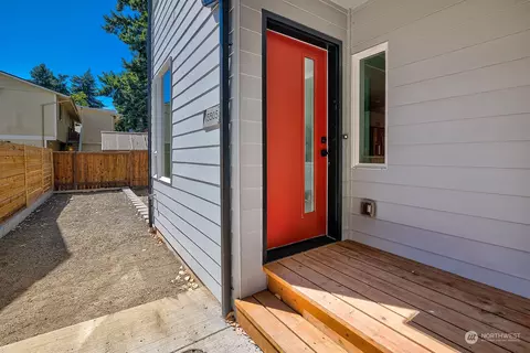 13505 Meridian Ave N, Seattle, WA 98133