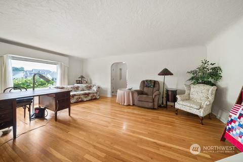 1393 Florence St, Enumclaw, WA 98022 photo 6