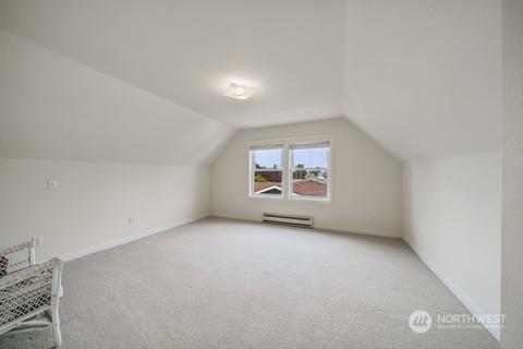 1393 Florence St, Enumclaw, WA 98022 photo 13