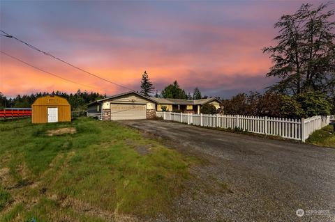22018 30th Ave E, Spanaway, WA 98387