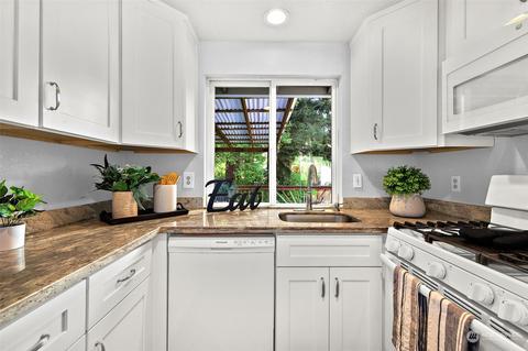 18311 22nd Dr SE, Bothell, WA 98012 photo 4
