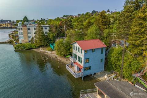 5631 Seaview Ave NW, Seattle, WA 98107