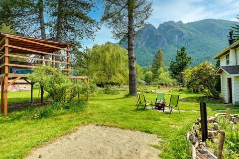 10321 428th Ave SE, North Bend, WA 98045