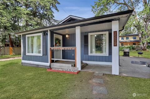 15522 Grant Ave SW, Lakewood, WA 98498