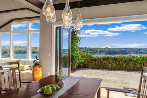 506 24th Ave NW, Gig Harbor, WA 98335