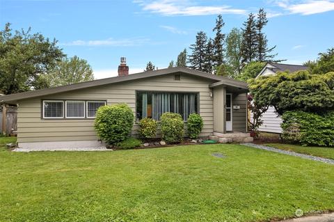 2627 Lynn St, Bellingham, WA 98225