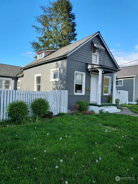 607 Cosgrove St, Mount Vernon, WA 98273