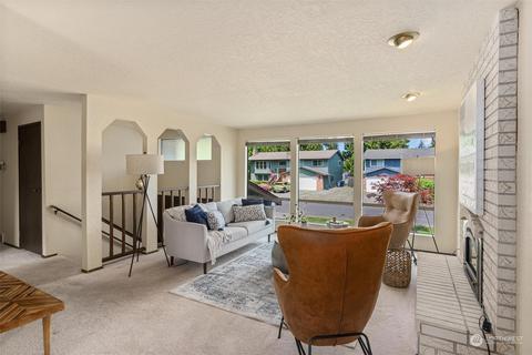 9623 NE 204th Pl, Bothell, WA 98011 photo 4