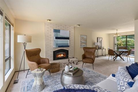 9623 NE 204th Pl, Bothell, WA 98011 photo 3