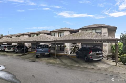 121 Front St #16, Lynden, WA 98264