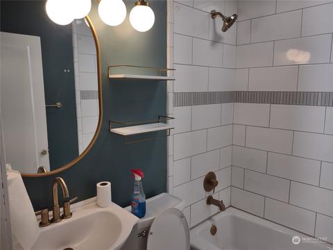 6815 Lower Ridge Rd, Everett, WA 98203 photo 12