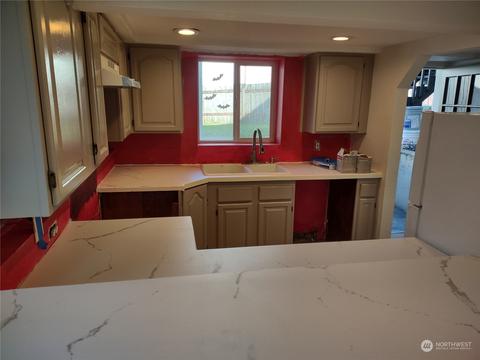 6815 Lower Ridge Rd, Everett, WA 98203 photo 14