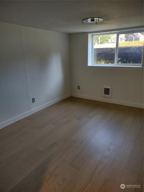 6815 Lower Ridge Rd, Everett, WA 98203 photo 19
