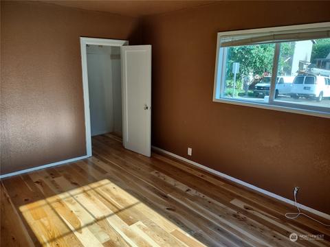 6815 Lower Ridge Rd, Everett, WA 98203 photo 9