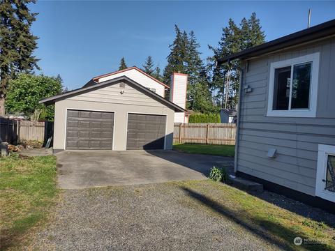 6815 Lower Ridge Rd, Everett, WA 98203 photo 3